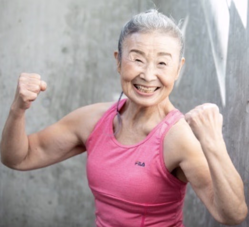95세 일본 최고령 피트니스 강사의 모습 - 디시인사이드 인기글 이미지 2 - 밈카세