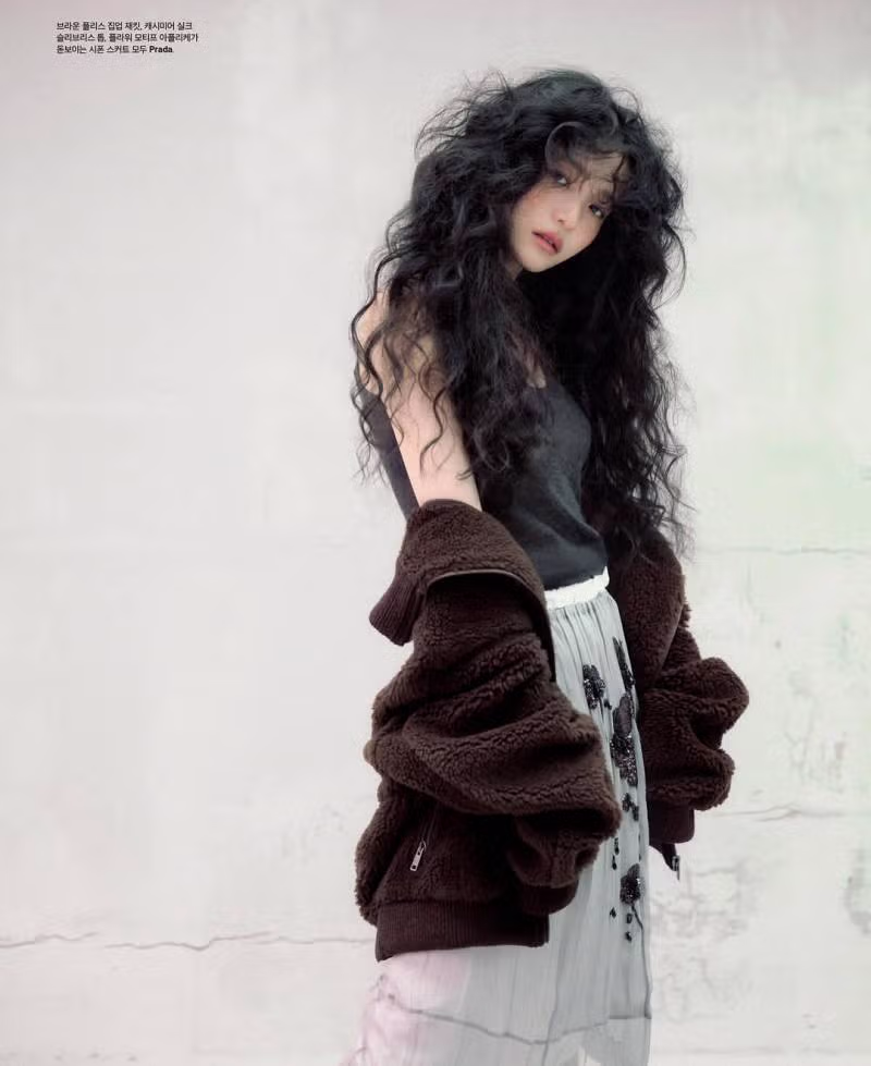 메이크업 담당자 변경 후 분위기가 달라진 김태리 - 인벤 인기글 이미지 17 - 밈카세