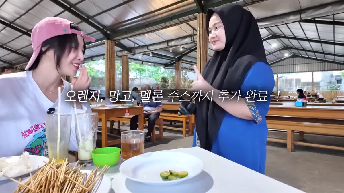 인도네시아에서 적당히 먹겠다는 쯔양의 식사량 - 디시인사이드 인기글 이미지 8 - 밈카세