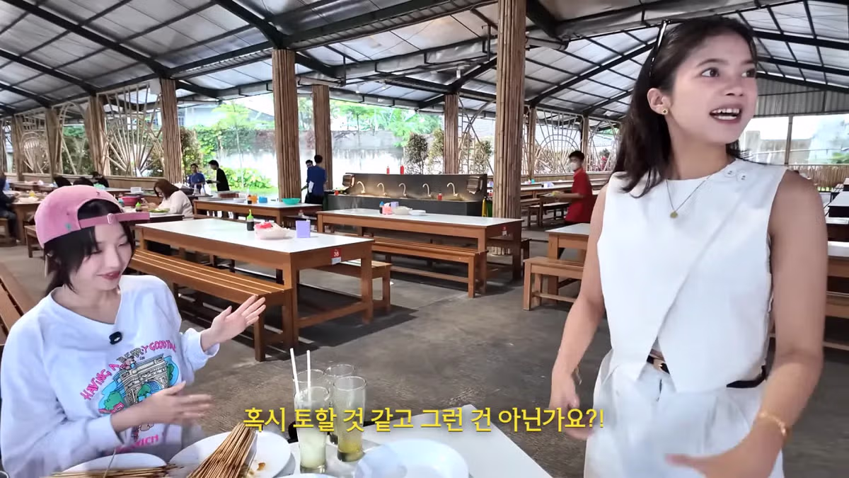 인도네시아에서 적당히 먹겠다는 쯔양의 식사량 - 디시인사이드 인기글 이미지 32 - 밈카세