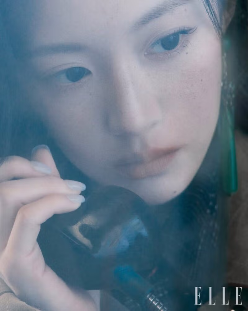 고윤정 6월 엘르 화보 공개 - 더쿠 인기글 이미지 5 - 밈카세