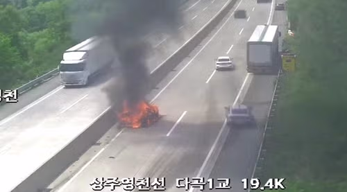 25t 트럭 추돌로 인한 일가족 참변 사고 - 인스티즈 인기글 이미지 1 - 밈카세