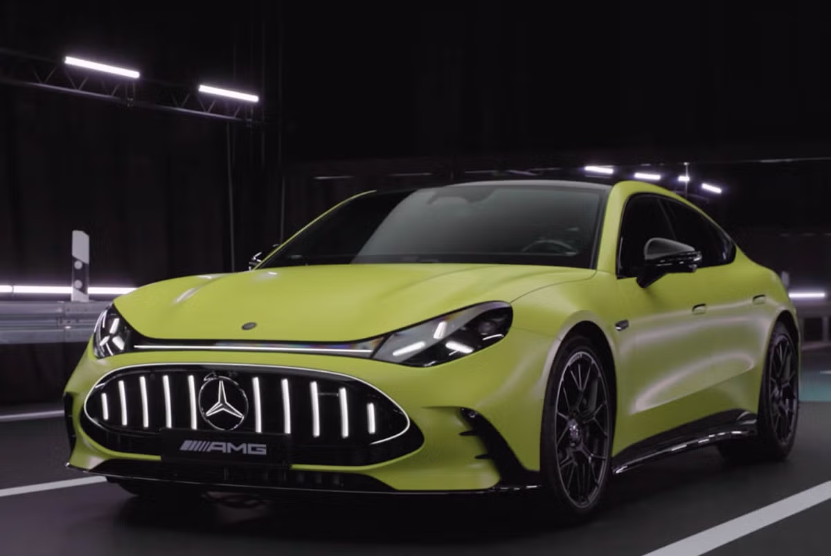 벤츠 신형 AMG GT4 공개 - 인벤 인기글 이미지 3 - 밈카세