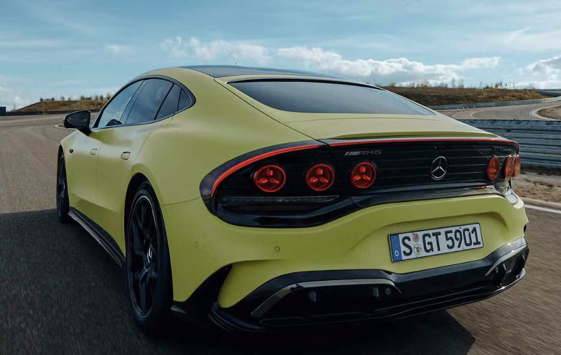 벤츠 신형 AMG GT4 공개 - 인벤 인기글 이미지 4 - 밈카세
