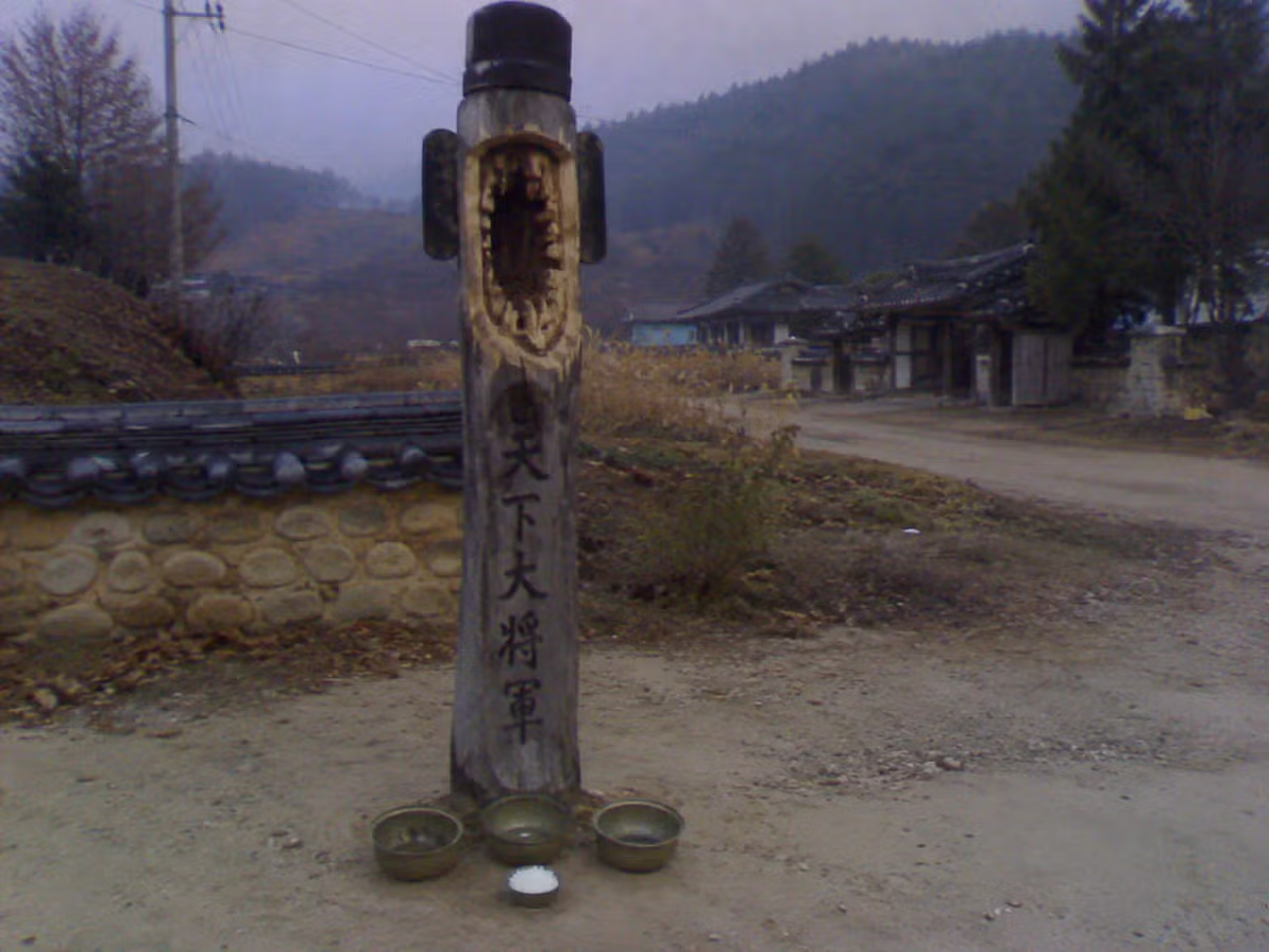 한국인들은 별로 안무서워하지만 외국인들은 까무러치는 짤 모음 - 디시인사이드 인기글 이미지 3 - 밈카세
