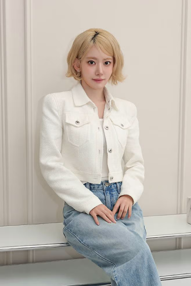 르세라핌 정규 앨범 발매 인터뷰 사진 - MLB파크 인기글 이미지 2 - 밈카세
