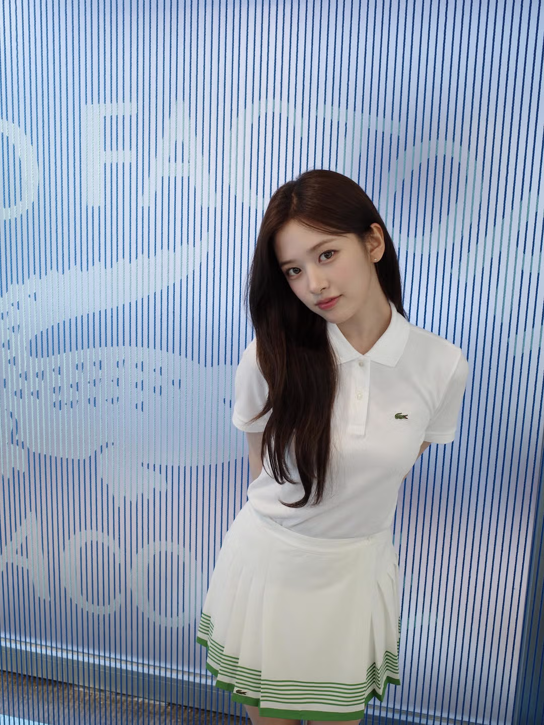 아이브 안유진 라코스테 팝업 스토어 방문 사진 - MLB파크 인기글 이미지 2 - 밈카세