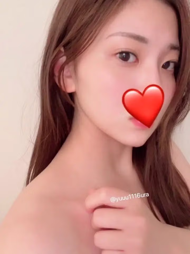 돈이 필요해 짧게 활동하고 은퇴한 여배우 이야기 - 뽐뿌 인기글 이미지 9 - 밈카세