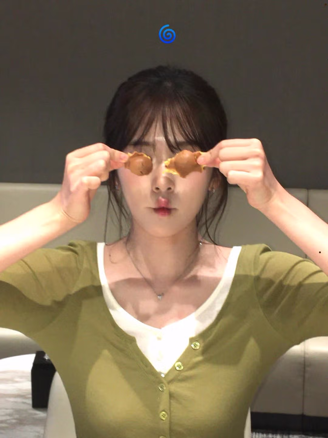 아이브 안유진 인스타💚🌀 - MLB파크 인기글 이미지 4 - 밈카세