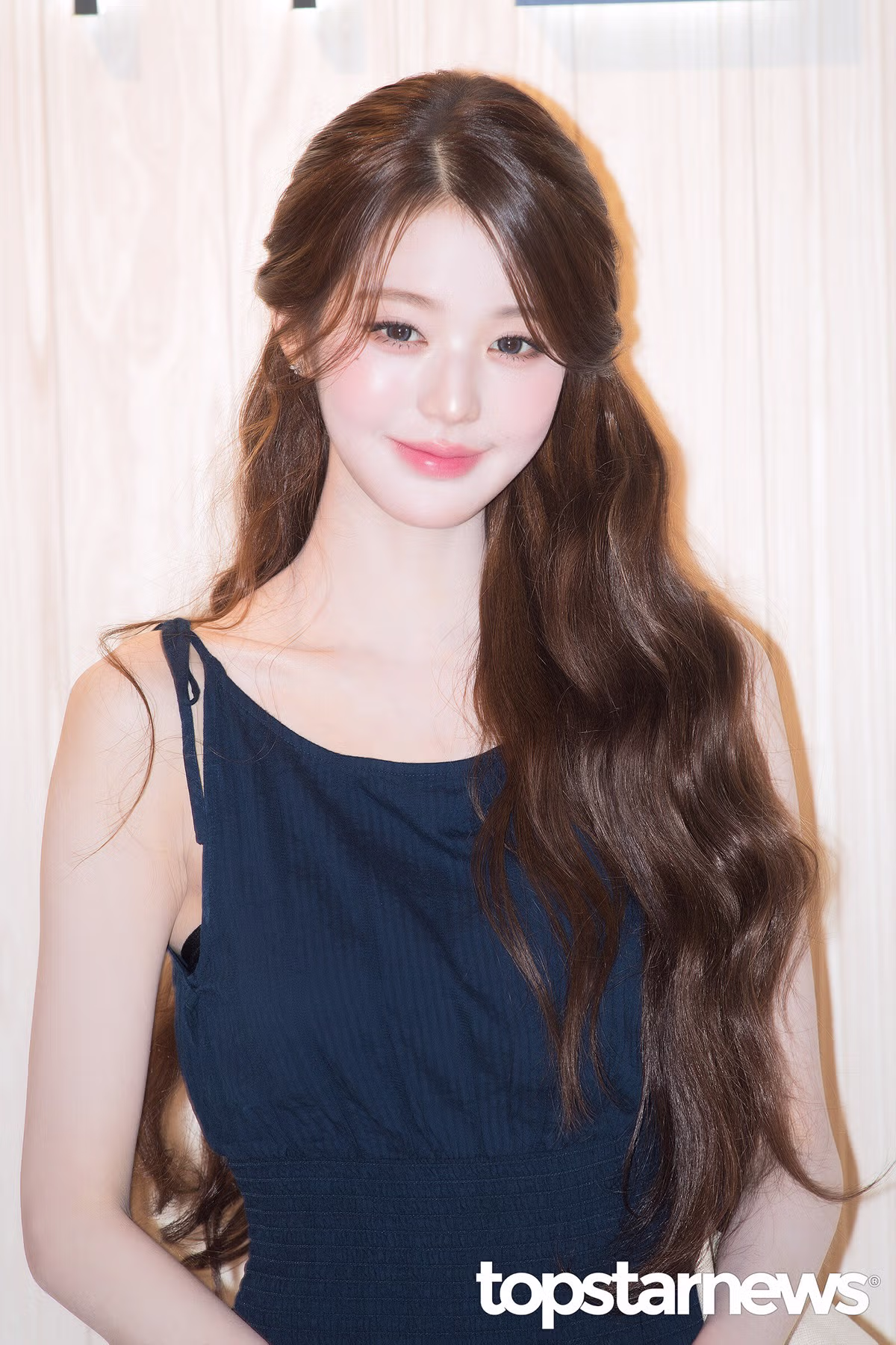 타미진스 팝업 스토어에 등장한 아이브 장원영 - 디시인사이드 인기글 이미지 7 - 밈카세