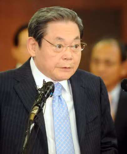 놀라울 정도로 똑같이 생긴 모습 - 인벤 인기글 이미지 2 - 밈카세