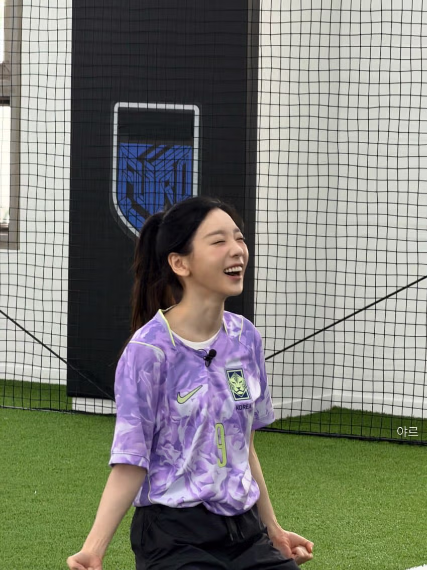 태연 인스타그램에 등장한 민호와 축구 - MLB파크 인기글 이미지 5 - 밈카세