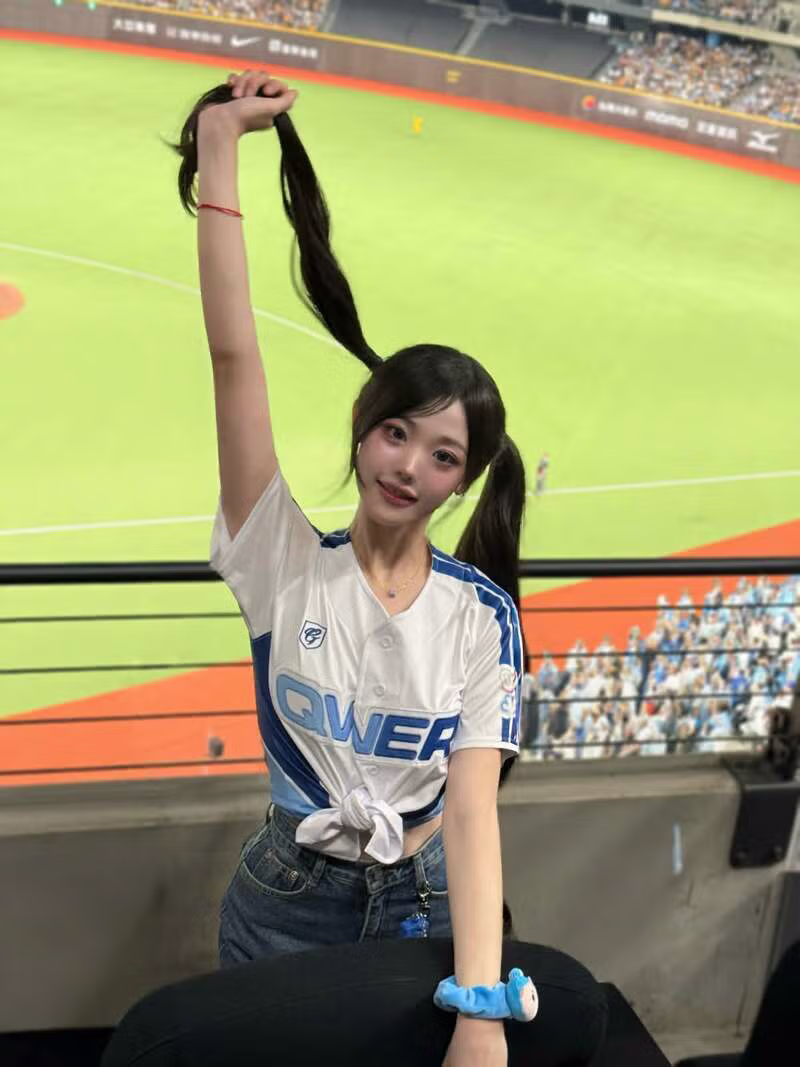 QWER 히나 인스타그램으로 보는 비주얼 - MLB파크 인기글 이미지 5 - 밈카세