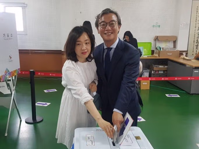 블랙핑크 좋아하는 엄마와 부산시장 아빠의 조합 - 클리앙 인기글 이미지 3 - 밈카세