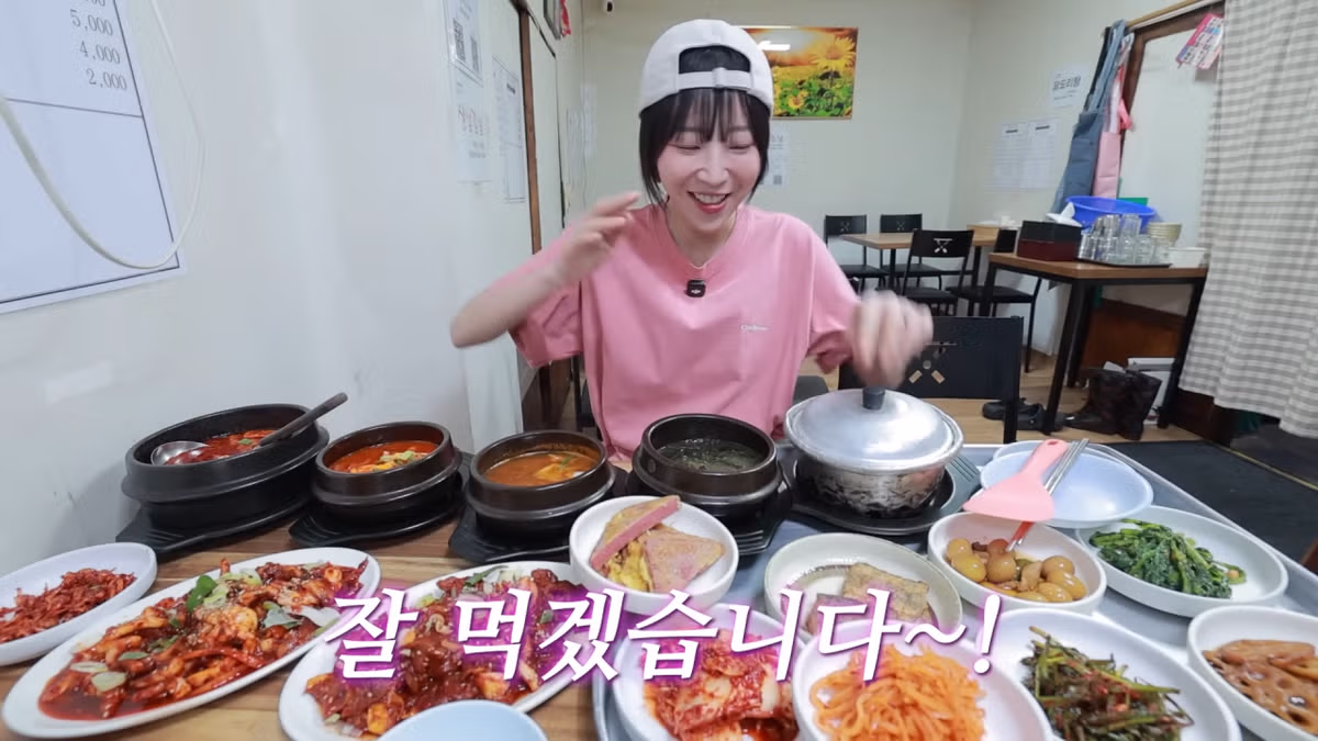 새벽 6시에 백반집에서 먹방하는 쯔양 근황 ㄷㄷㄷ - FM코리아 인기글 이미지 16 - 밈카세