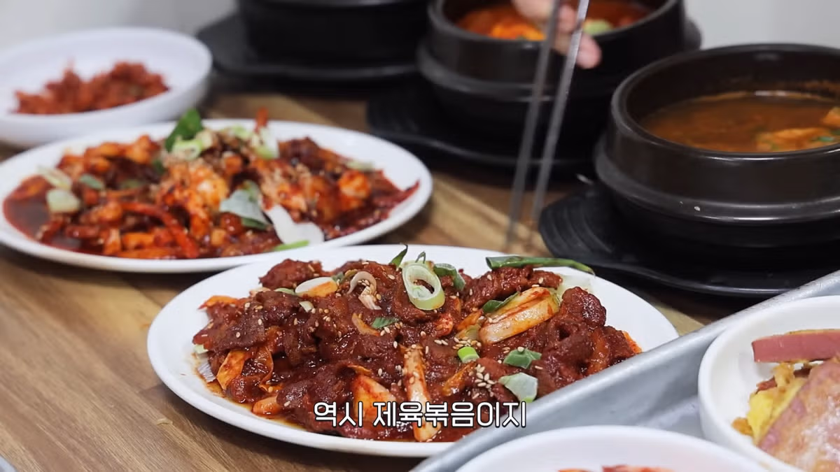 새벽 6시에 백반집에서 먹방하는 쯔양 근황 ㄷㄷㄷ - FM코리아 인기글 이미지 18 - 밈카세