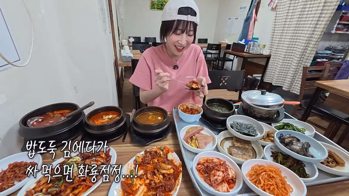 새벽 6시에 백반집에서 먹방하는 쯔양 근황 ㄷㄷㄷ - FM코리아 인기글 이미지 22 - 밈카세