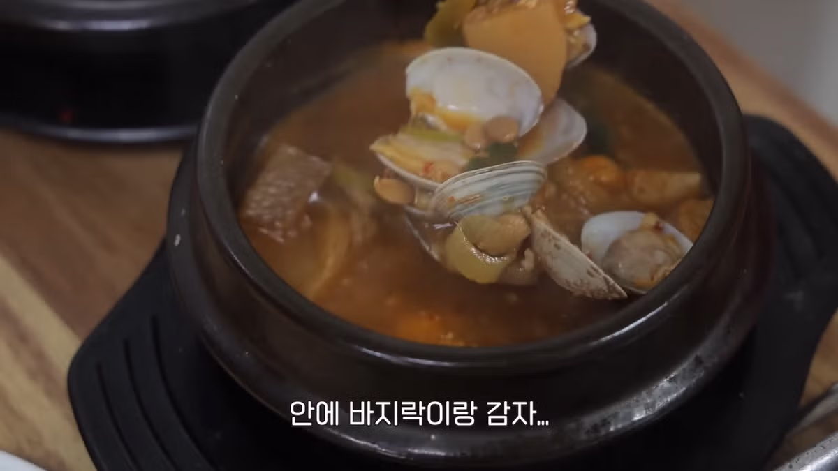 새벽 6시에 백반집에서 먹방하는 쯔양 근황 ㄷㄷㄷ - FM코리아 인기글 이미지 27 - 밈카세