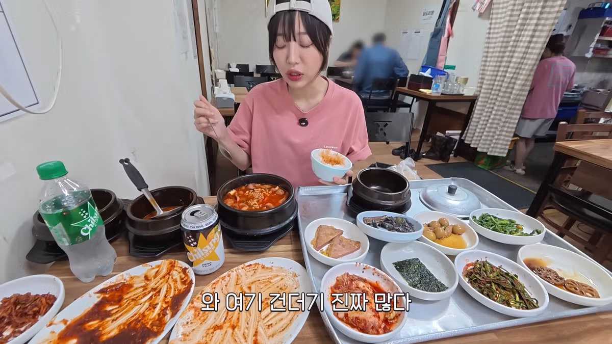 새벽 6시에 백반집에서 먹방하는 쯔양 근황 ㄷㄷㄷ - FM코리아 인기글 이미지 57 - 밈카세