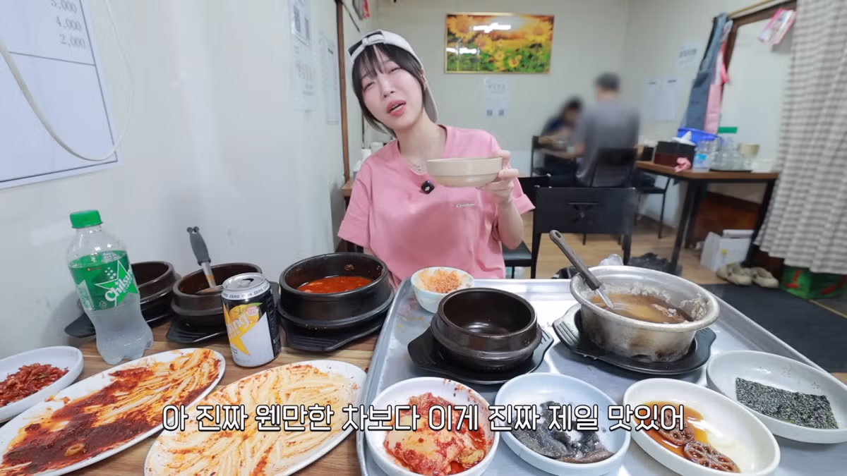 새벽 6시에 백반집에서 먹방하는 쯔양 근황 ㄷㄷㄷ - FM코리아 인기글 이미지 63 - 밈카세