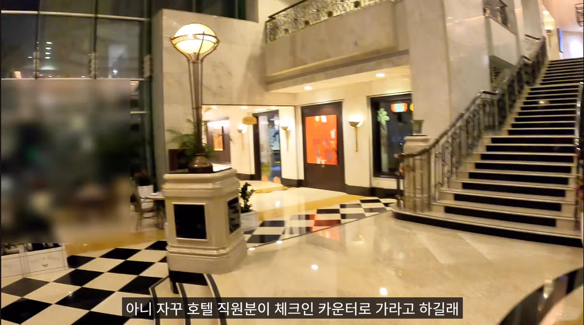 새벽 7시에 5성급 호텔 조식 털러 간 유튜버 - 개드립 인기글 이미지 8 - 밈카세