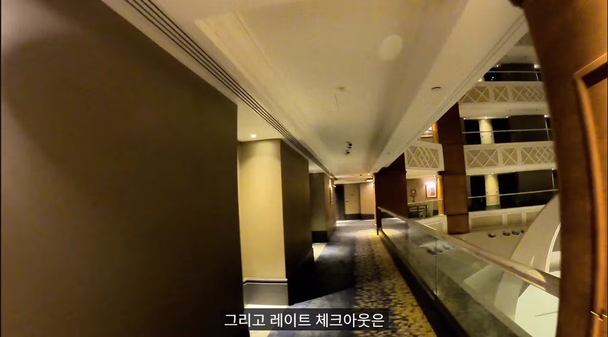 새벽 7시에 5성급 호텔 조식 털러 간 유튜버 - 개드립 인기글 이미지 23 - 밈카세