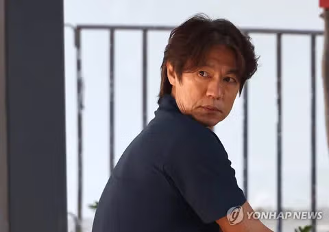 홍명보 감독 입장문 발표 전후의 모습 차이 - 클리앙 인기글 이미지 6 - 밈카세