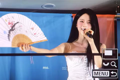 노상 발코니에서 서편제 노래하는 스테이씨 시은 - 인벤 인기글 이미지 2 - 밈카세