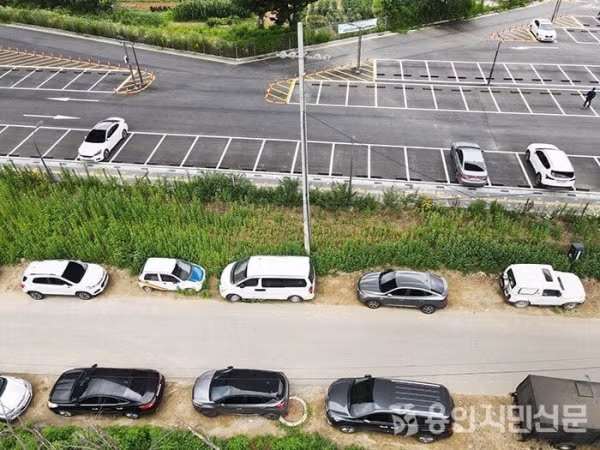 한국의 독특한 주차 문화 - 뽐뿌 인기글 이미지 1 - 밈카세