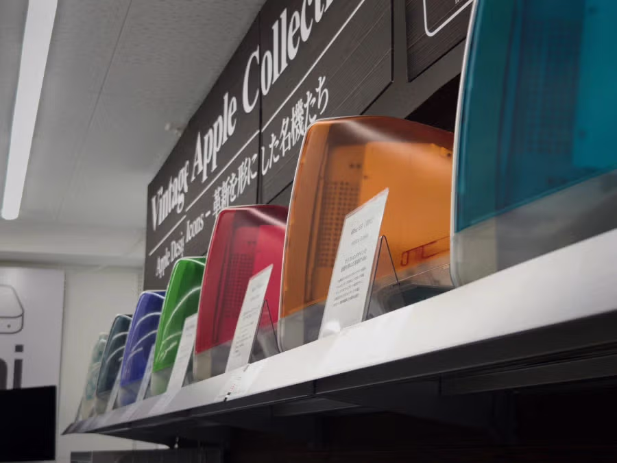 일본 이케부쿠로 소프맵에 있는 구형 애플 기기 코너 2