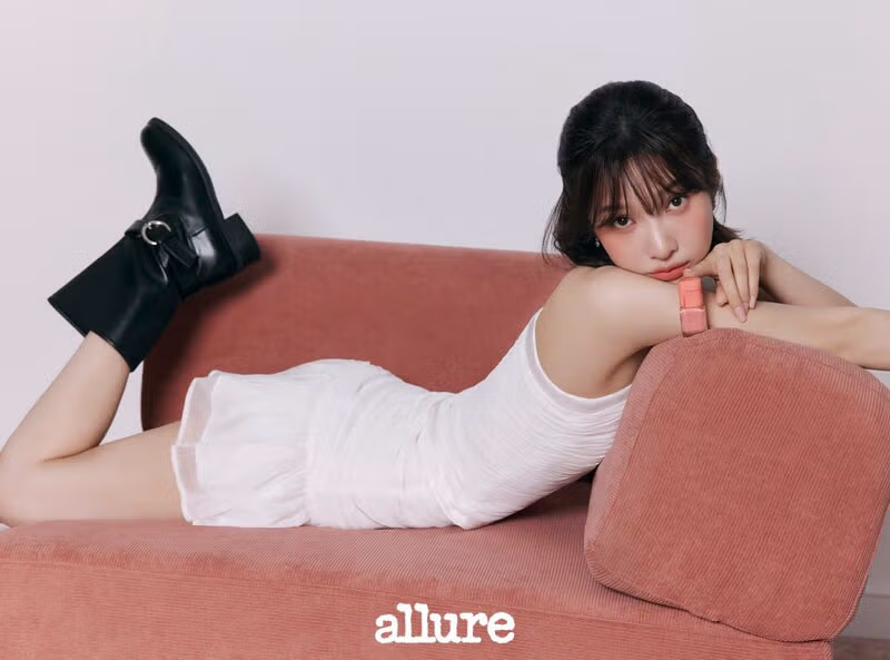 조이 얼루어 화보 6