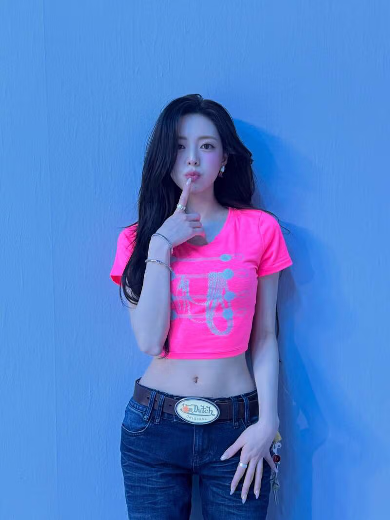 ITZY 유나 인스타 2