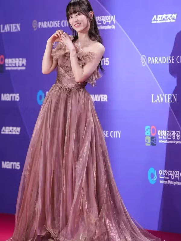 배우 박보영의 최근 모습 - 인벤 인기글 이미지 10 - 밈카세