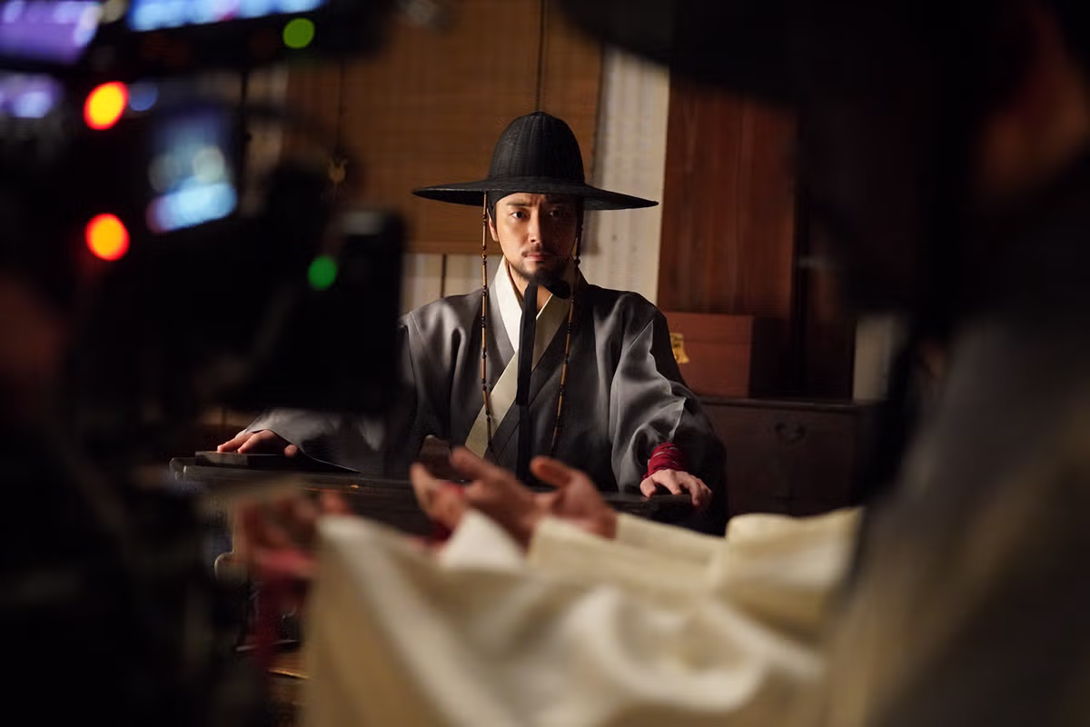 <왕과 사는 남자> 1500만 관객 돌파🎉  입춘에 개봉한 <왕과 사는 남자>가  어느덧 벚꽃을 맞이할 준비를 합니다. 8