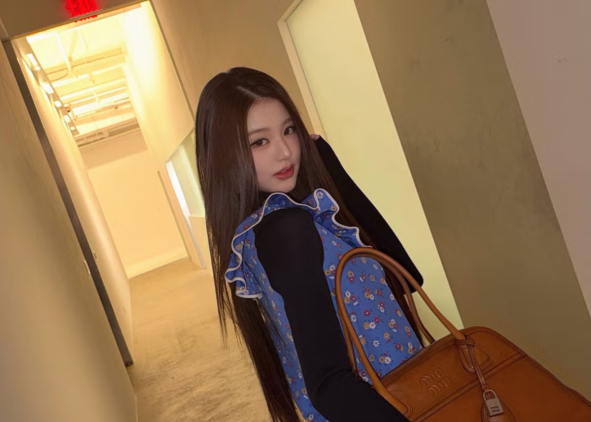 아이브 쟝원영 공주 인스타 업뎃 10