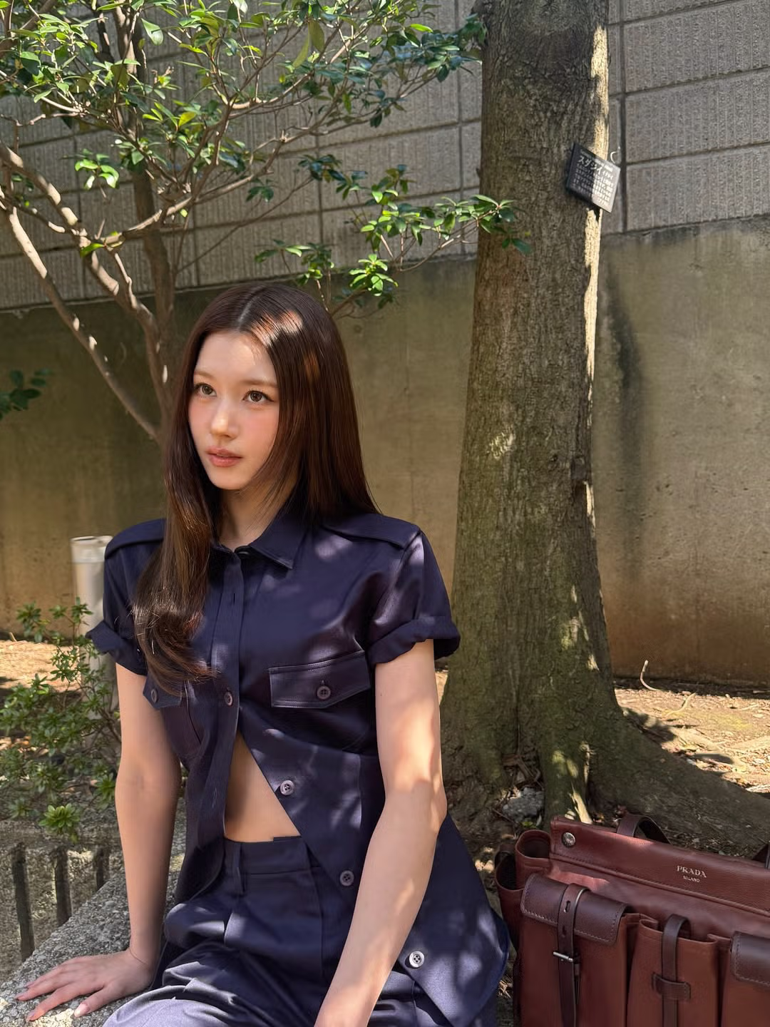 트와이스 사나 인스타그램 업데이트 (프라다) 4