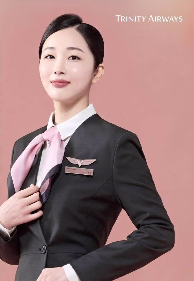 호불호 갈리는 티웨이항공의 새로운 유니폼 - 에토랜드 인기글 이미지 6 - 밈카세