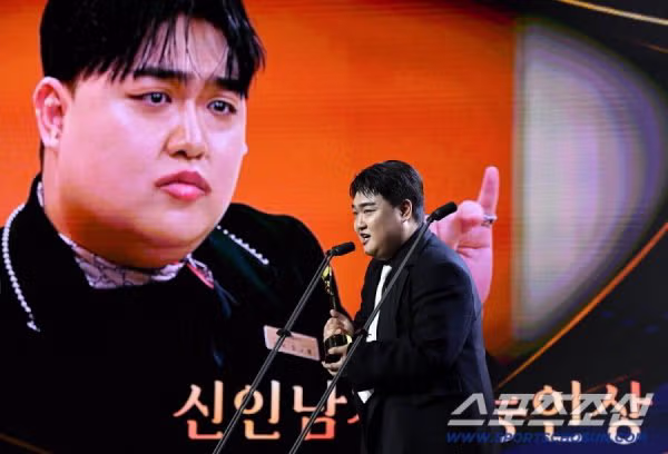 근육병 아이를 아껴준 공익요원이 대세 개그맨이 된 사연 - 뽐뿌 인기글 이미지 5 - 밈카세