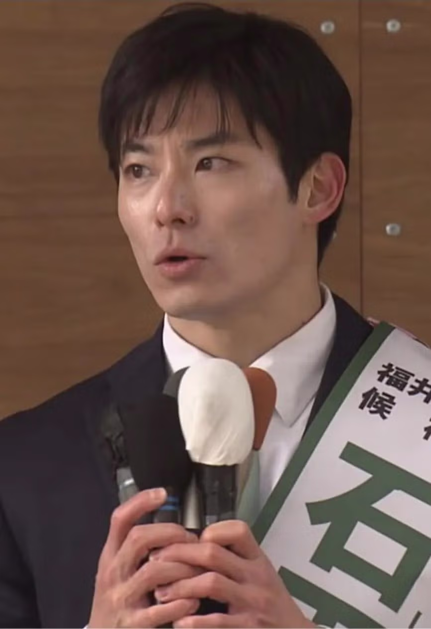 잘생긴 얼굴로 난리가 난 일본 최연소 도지사 7