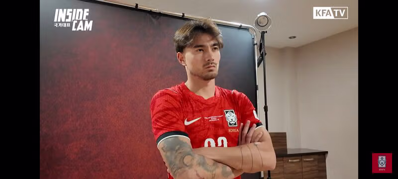 새 유니폼 실착하고 프로필 사진 찍는 축구대표팀 17