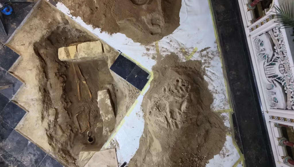 '삼총사'의 주역인물 달타냥의 유해 발견 2