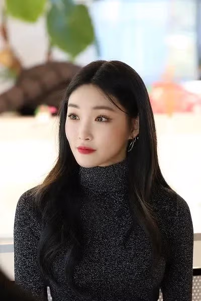 리버스 하영이라는 연예인 - 뽐뿌 인기글 이미지 2 - 밈카세