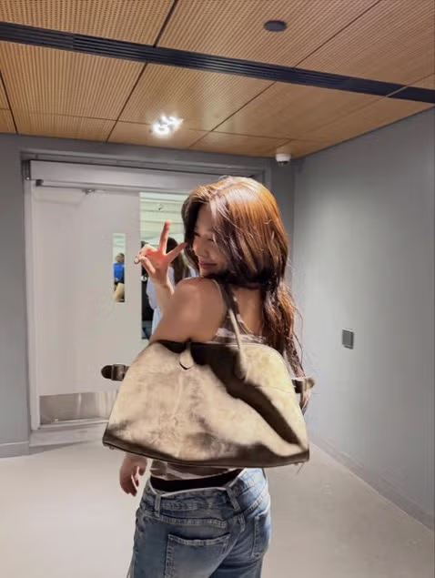 아이브 안유진 인스타 업뎃 4