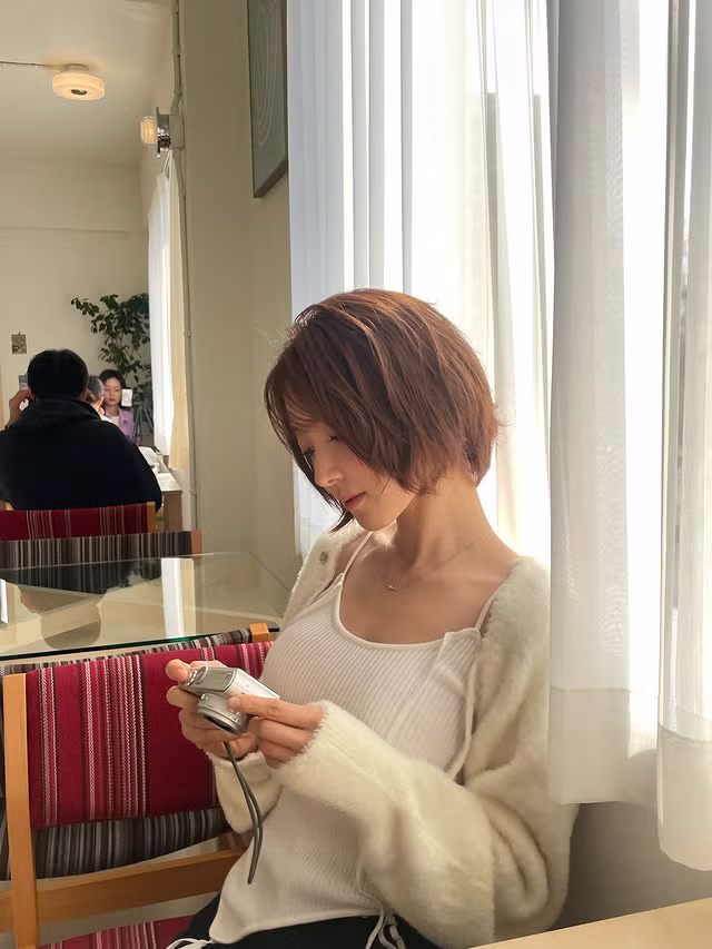 단발까지 잘어울리는 이세영 인스타 업뎃 4