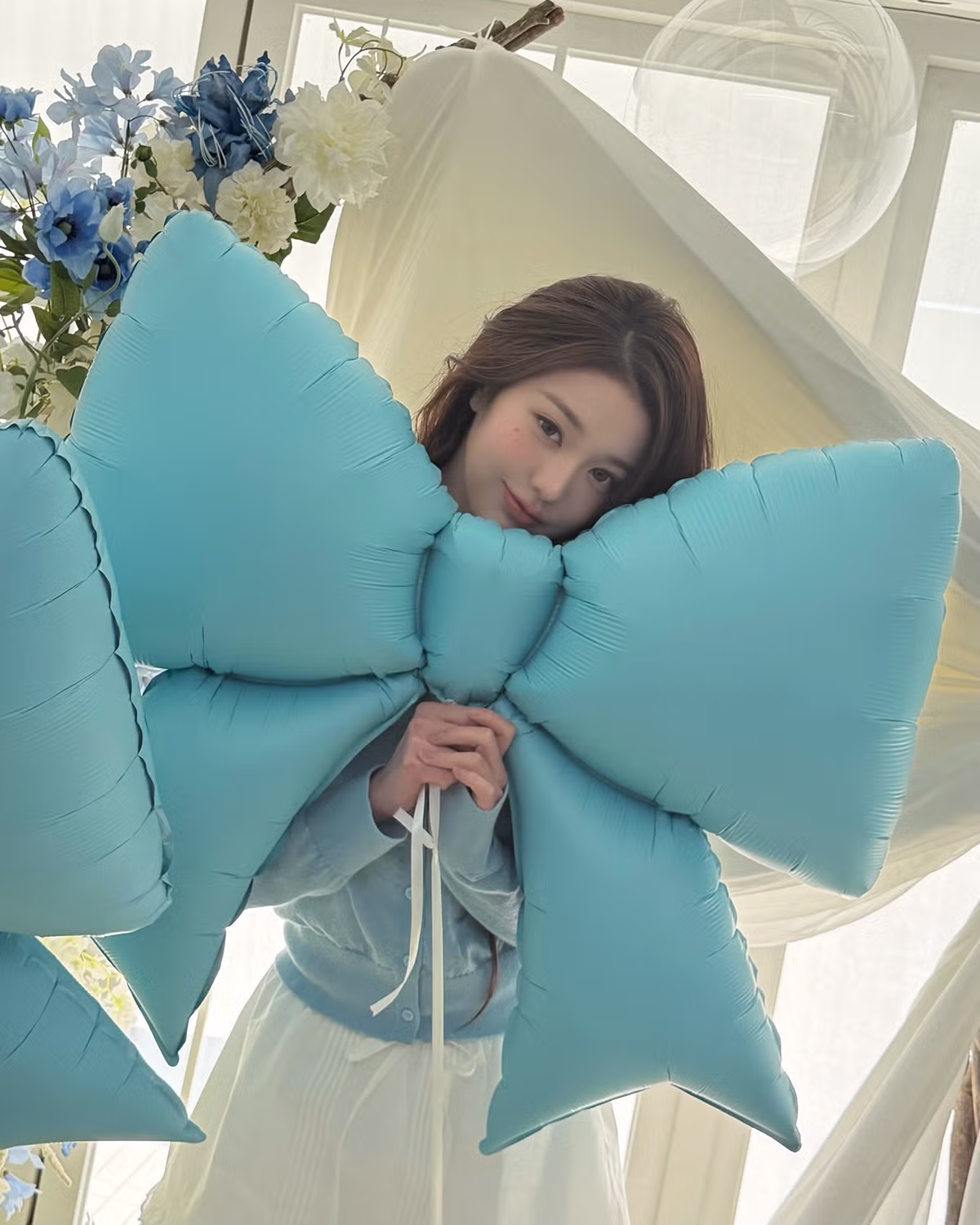 아이브 장원영 공주 인스타 업뎃 4