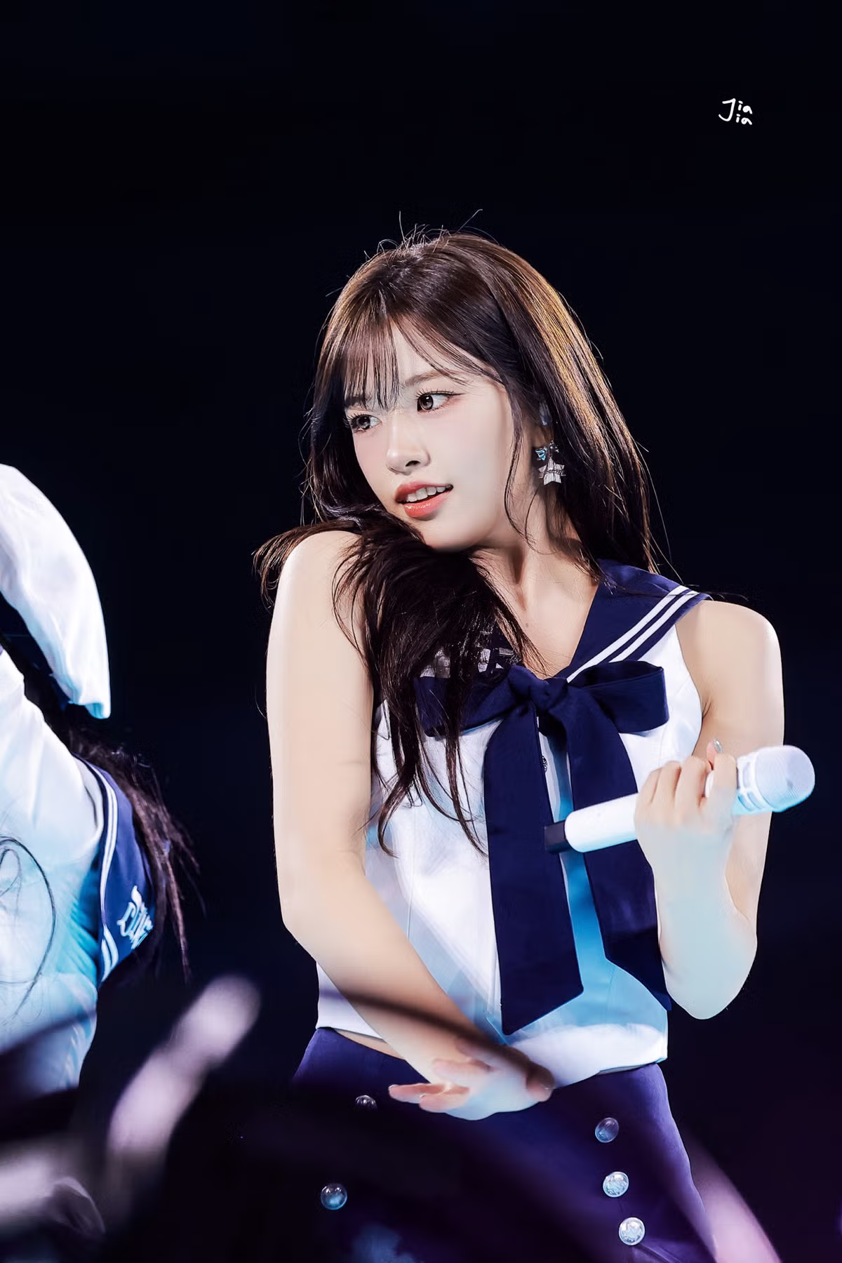 반응 좋은 안유진 헤어 스타일링.jpg 4