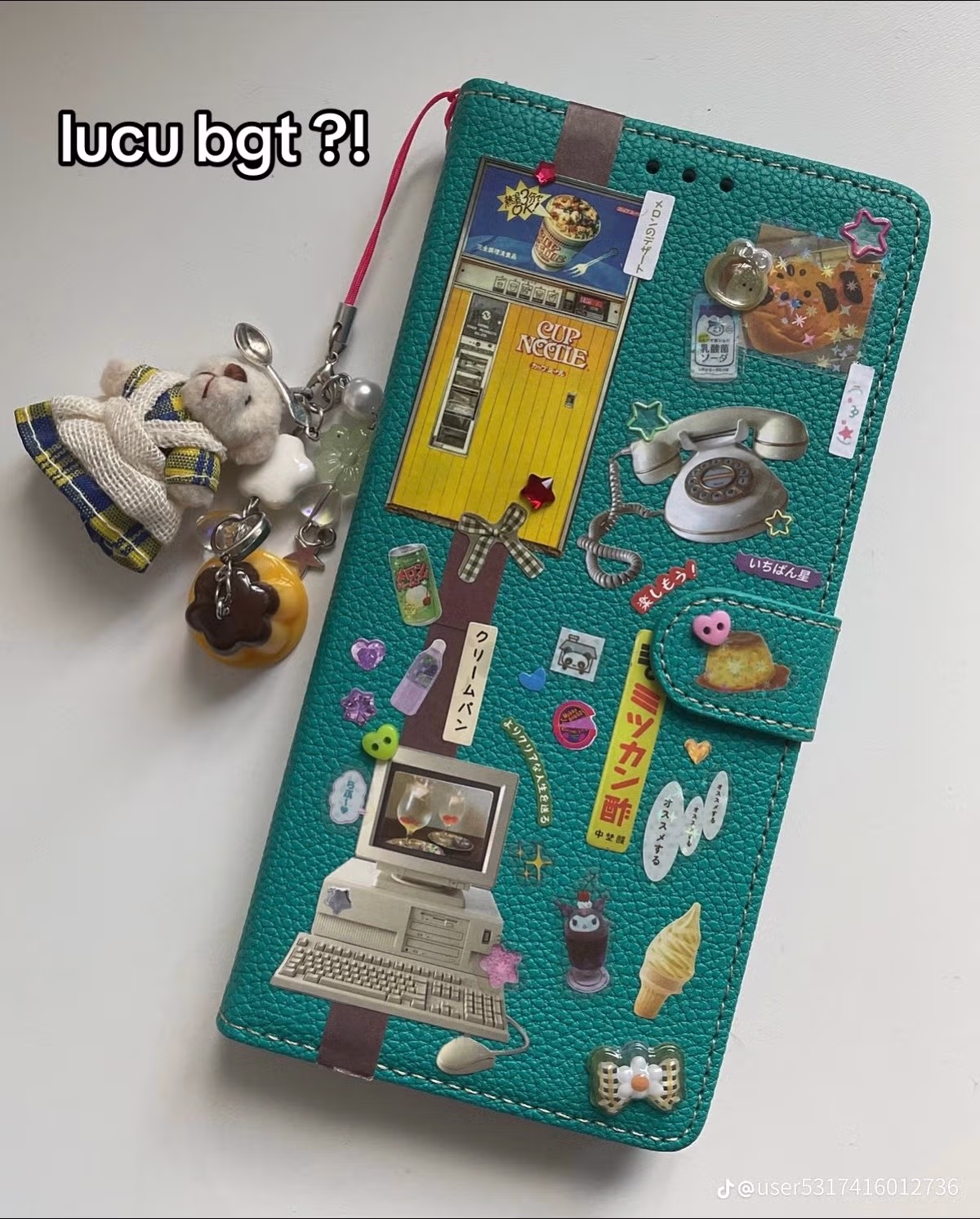 요즘 일본 젠지들 사이에서 유행하고 있는 폰케이스 8