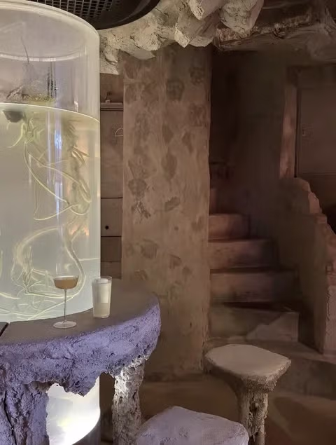 용산에 새로 생긴 바 4