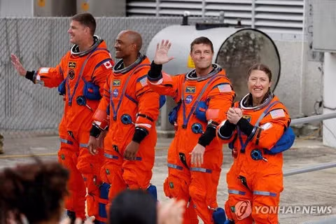 아르테미스 2호 '오리온', 엔진 정상 작동…올바른 궤도 올라' 2