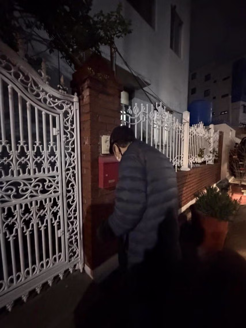 밤늦게 집으로 찾아온 낯선 할아버지 2